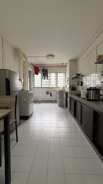 509 West Coast Drive photo 4