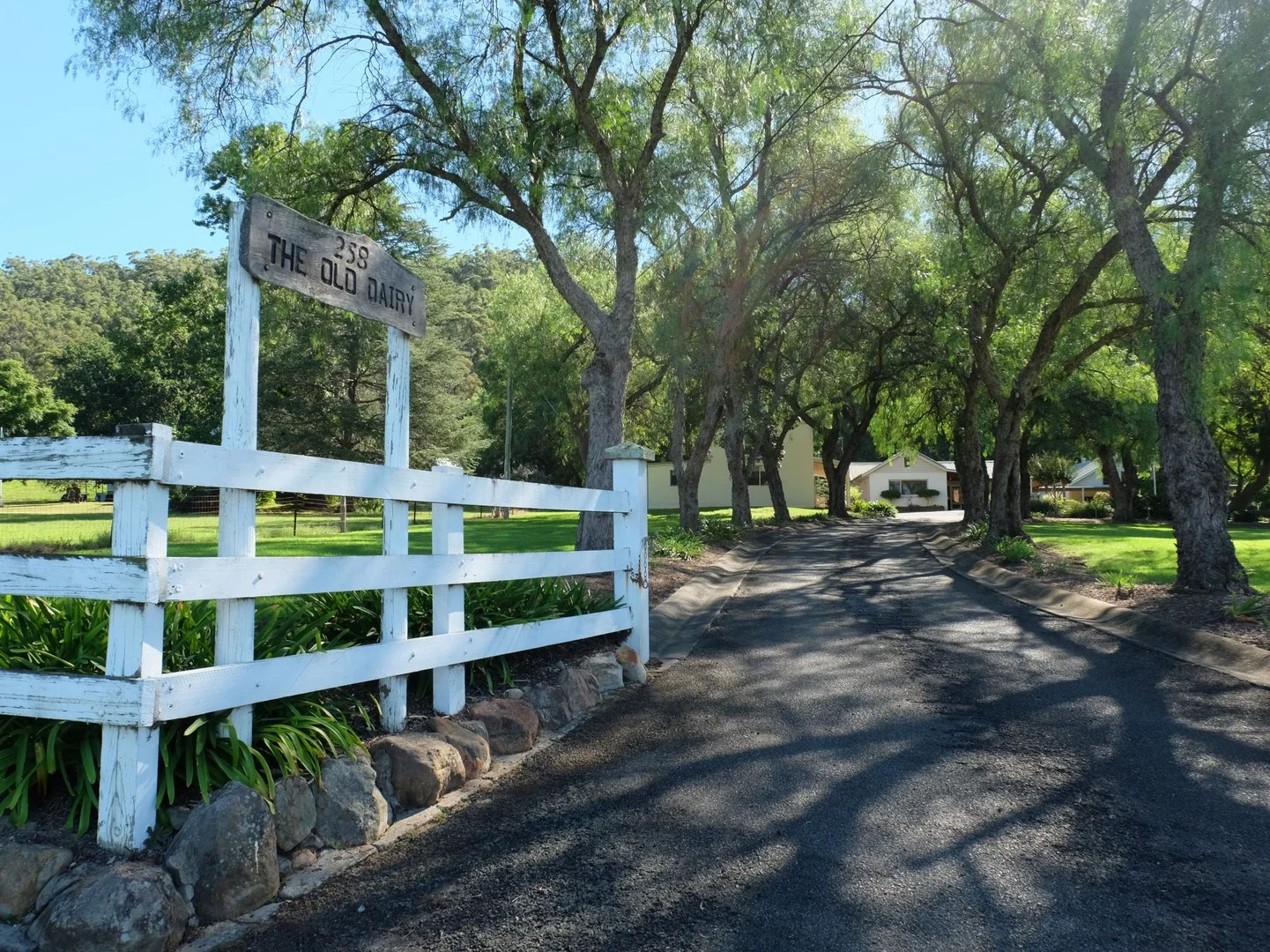 258 Bents Basin Road, Wallacia NSW 2745