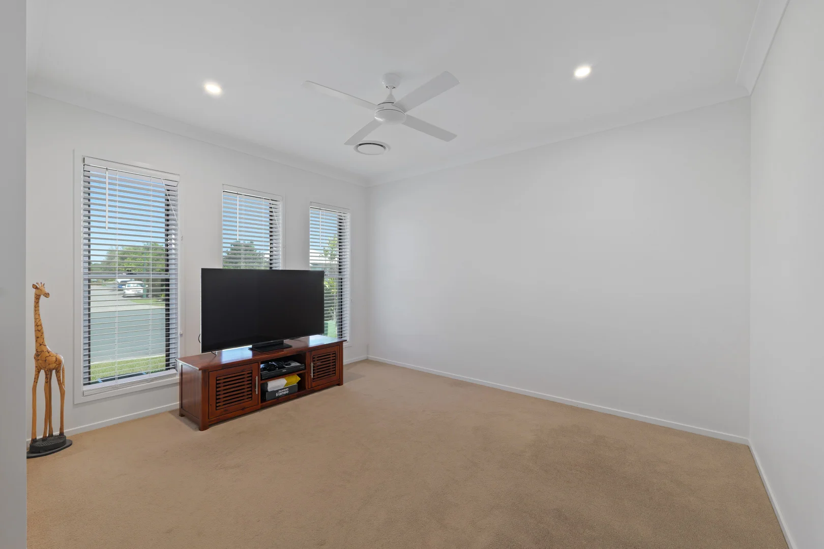 Additional image 10 of 21 Burdekin Place, Pelican Waters QLD 4551