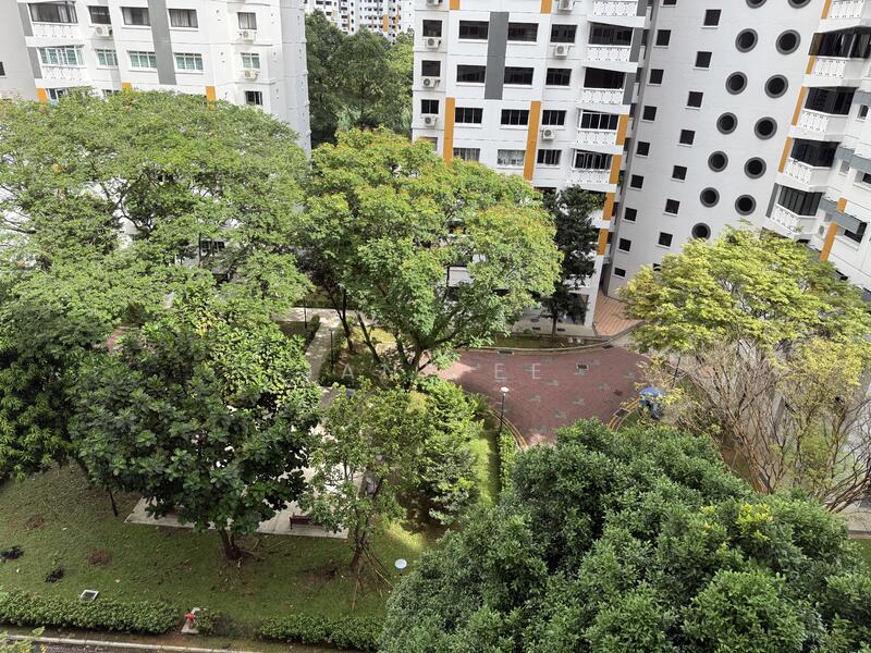 287D Jurong East Street 21