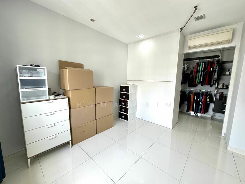 412 Sembawang Drive photo 5