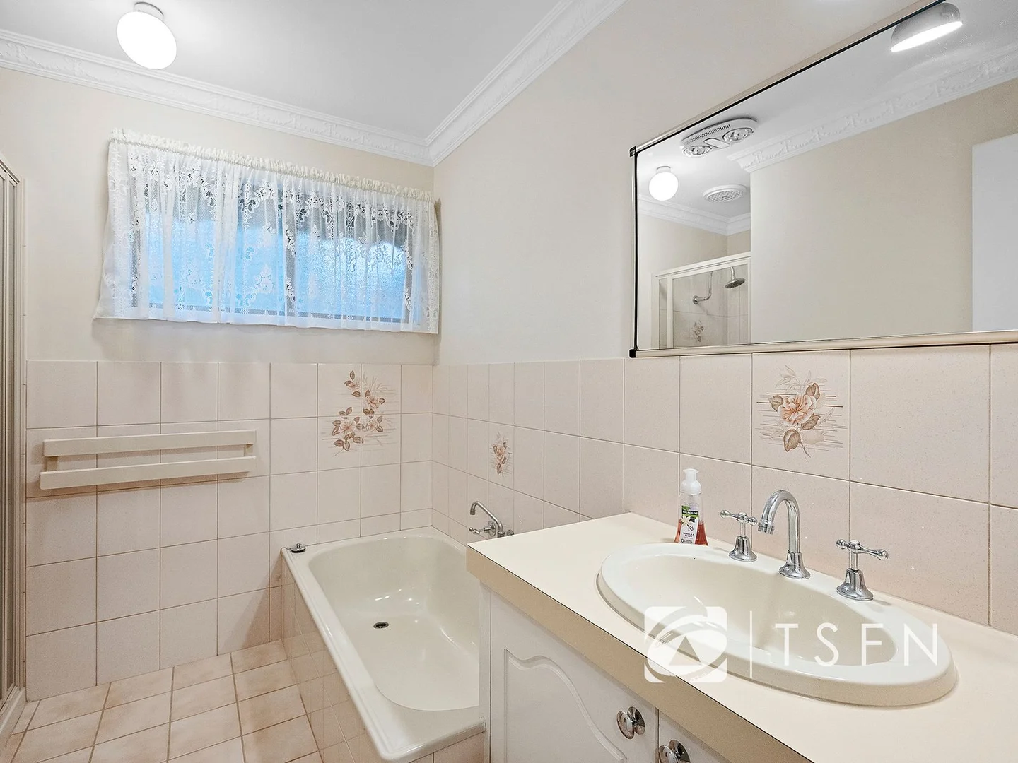 Additional image 7 of 1/2 Sherman Crescent, Spring Gully VIC 3550