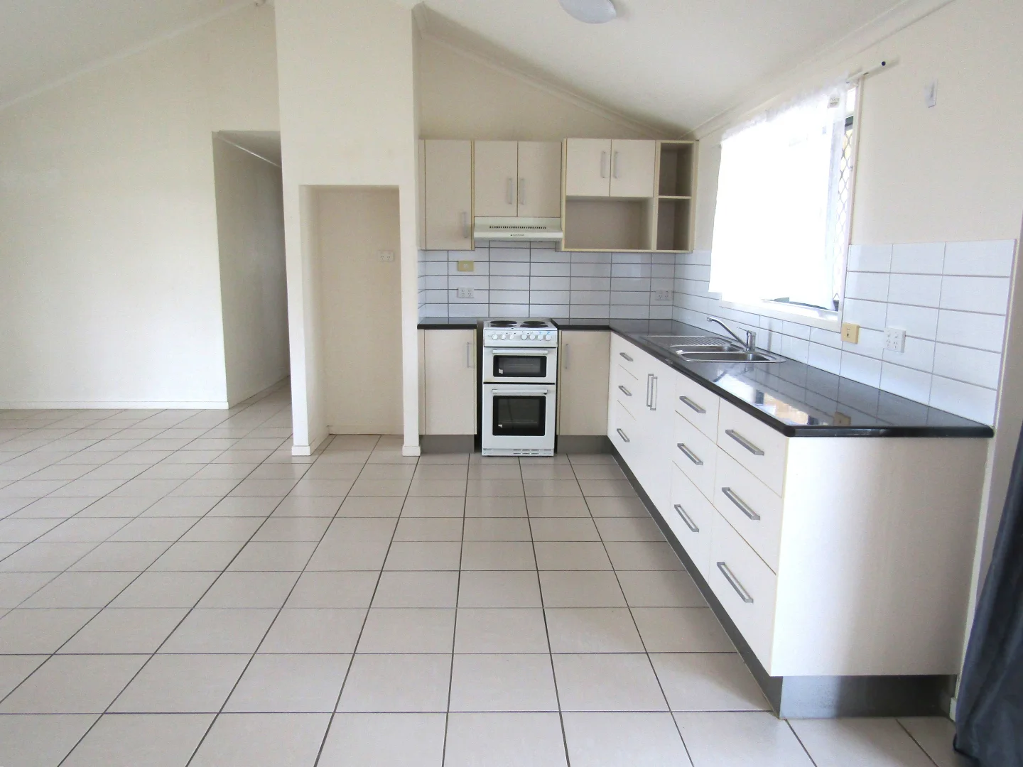 Additional image 4 of 15 Fern Street, Blackwater QLD 4717