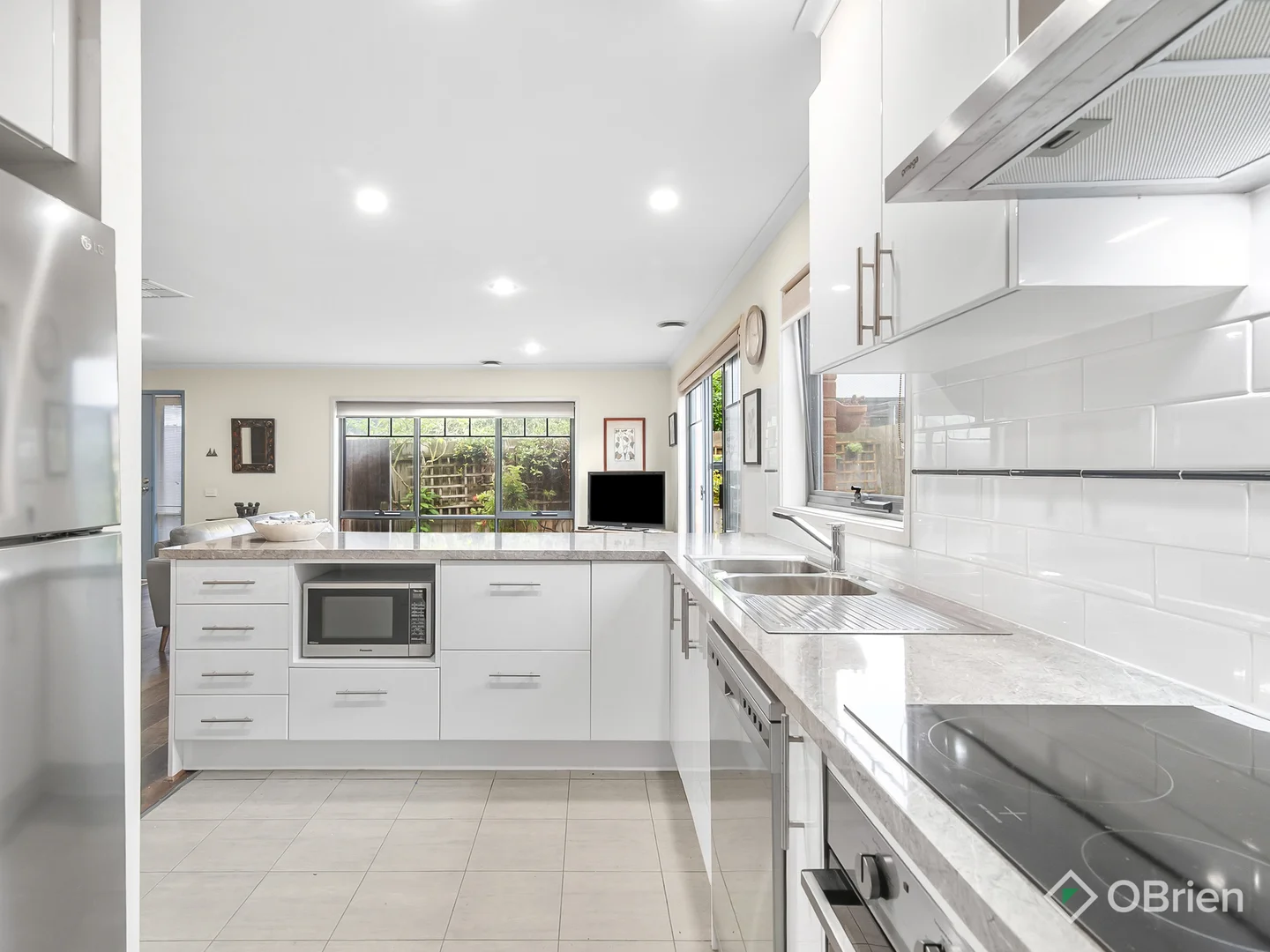 Additional image 2 of 2/12 Haig Street, Mornington VIC 3931