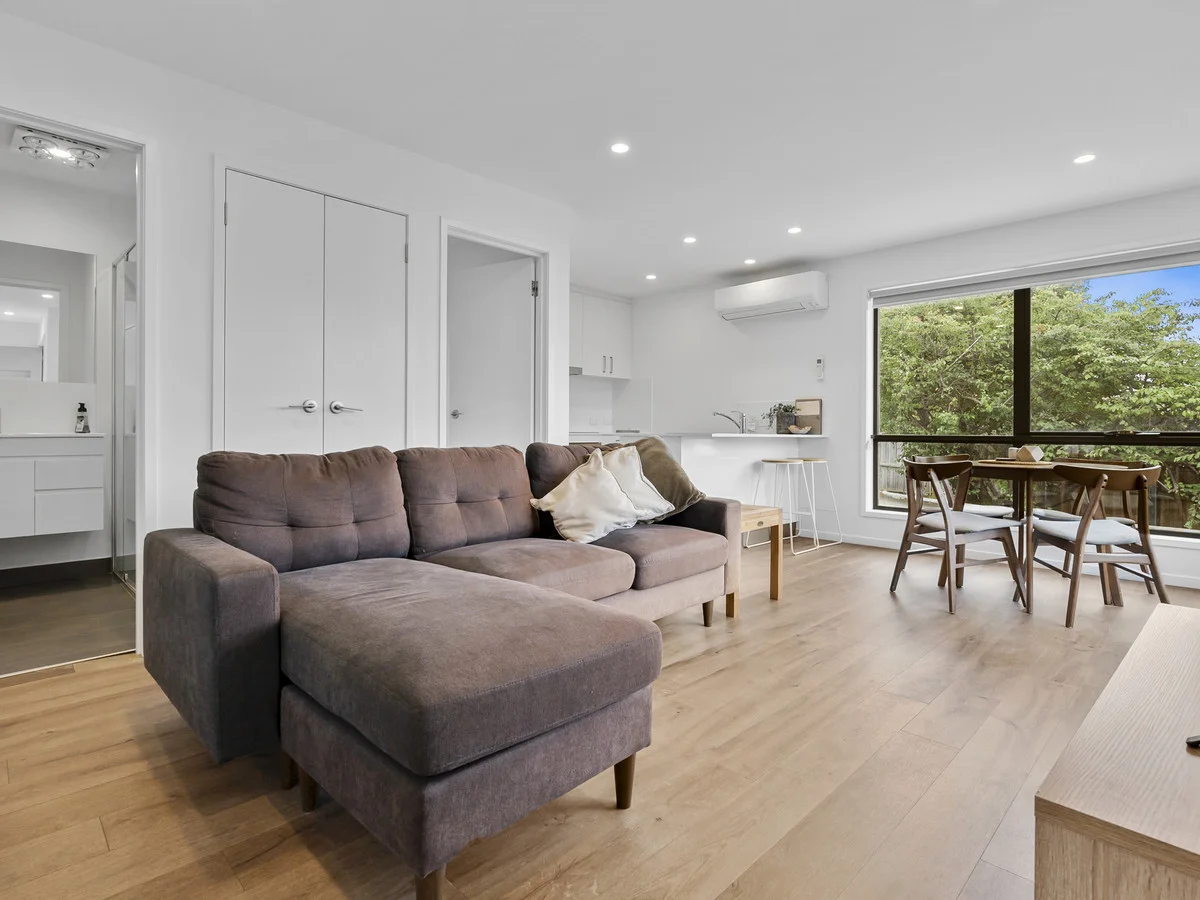 Additional image 3 of 245 Roslyn Avenue, Blackmans Bay TAS 7052