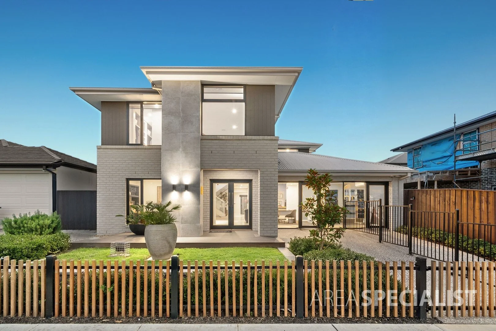 4 Babcock Street, Clyde North VIC 3978