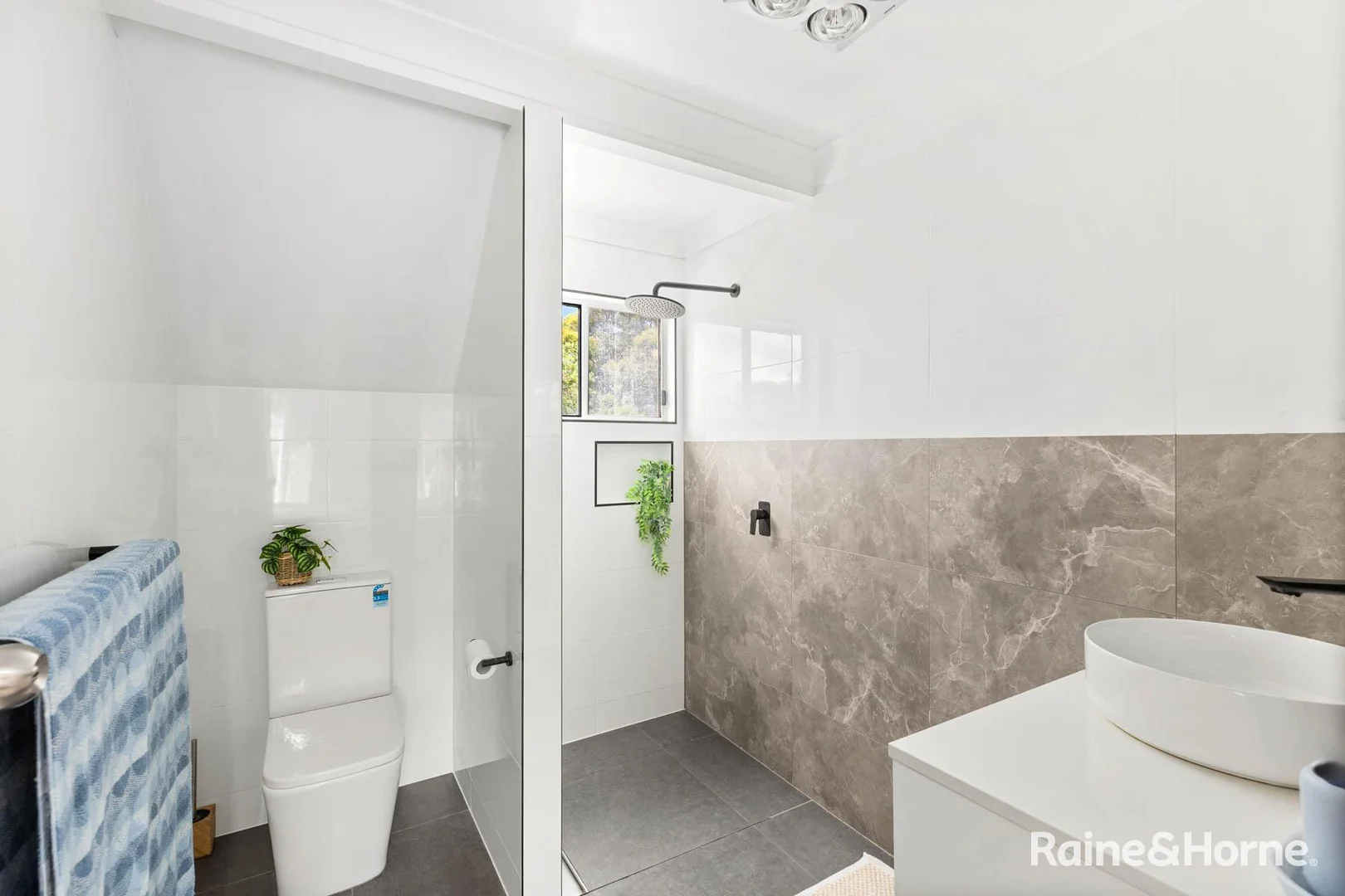 Additional image 9 of 16 Kananook Crescent, Belmont North NSW 2280