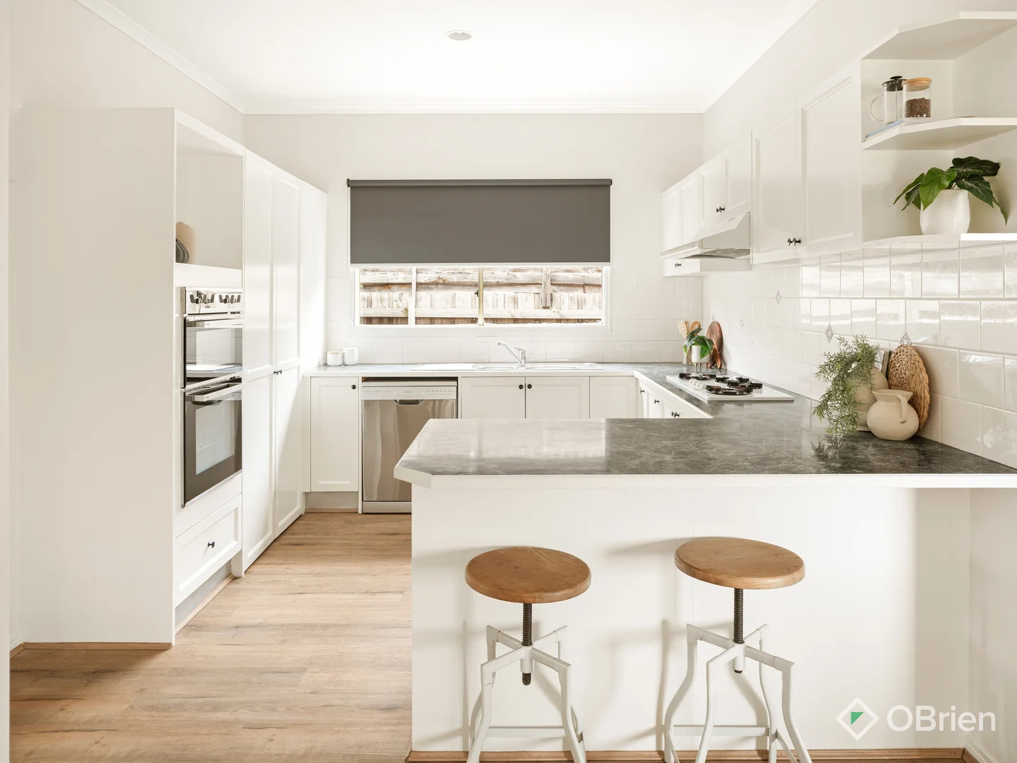 Additional image 2 of 25 Delatite Way, Skye VIC 3977