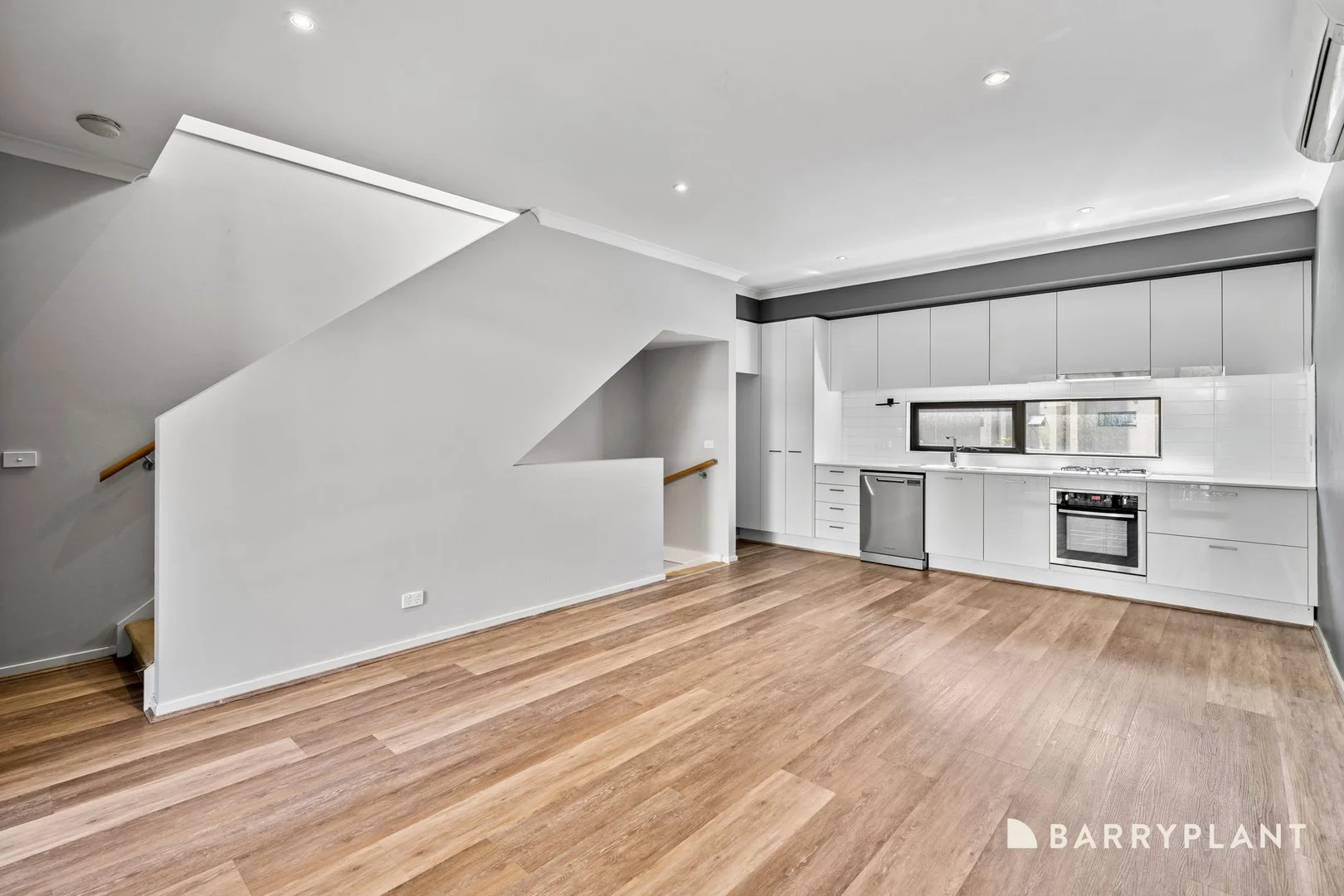 Additional image 8 of 39 Crefden Street, Maidstone VIC 3012
