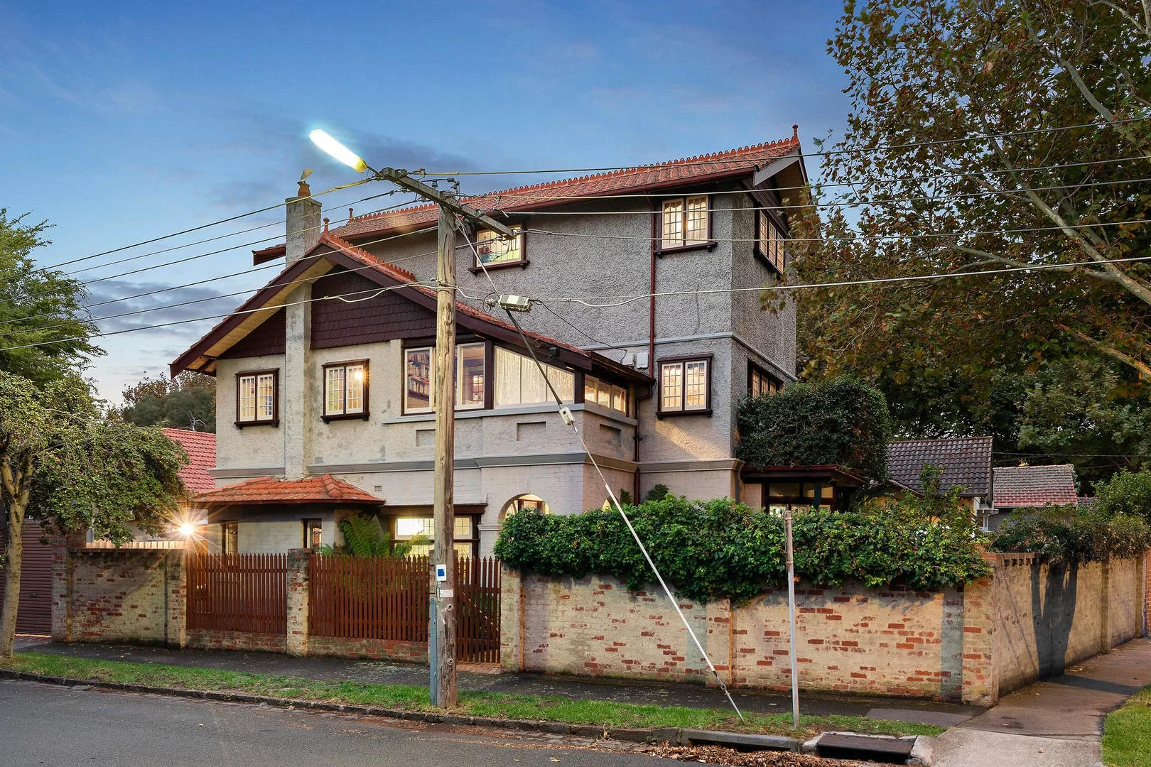 327 Barkly Street, Elwood VIC 3184