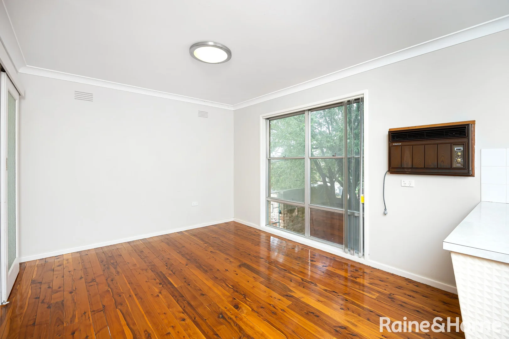 Additional image 4 of 35 Waranga Avenue, Mount Austin NSW 2650