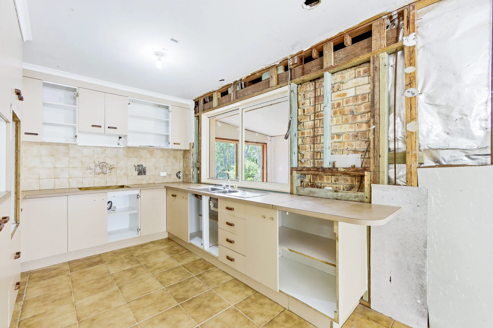 Additional image 10 of 92 Tanderra Drive, South Kolan QLD 4670