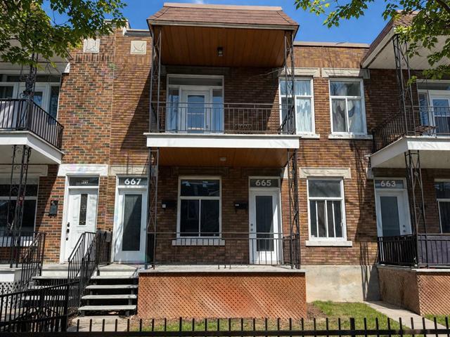 665 Rue Manning