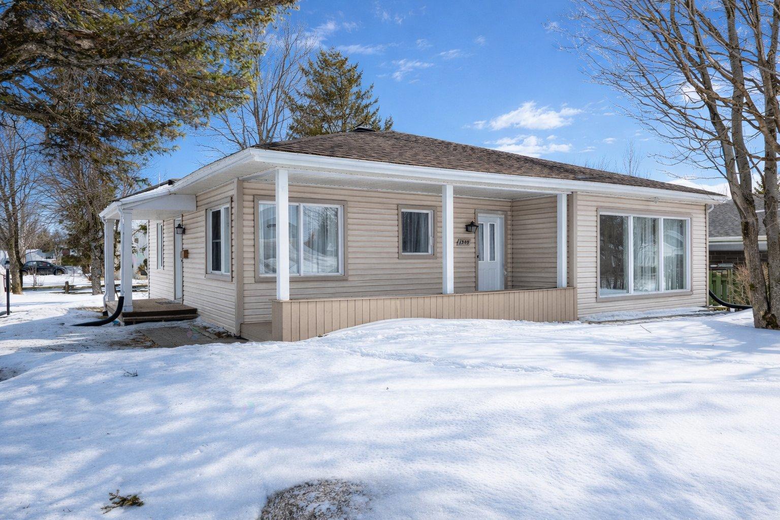1309 Rue des Frênes