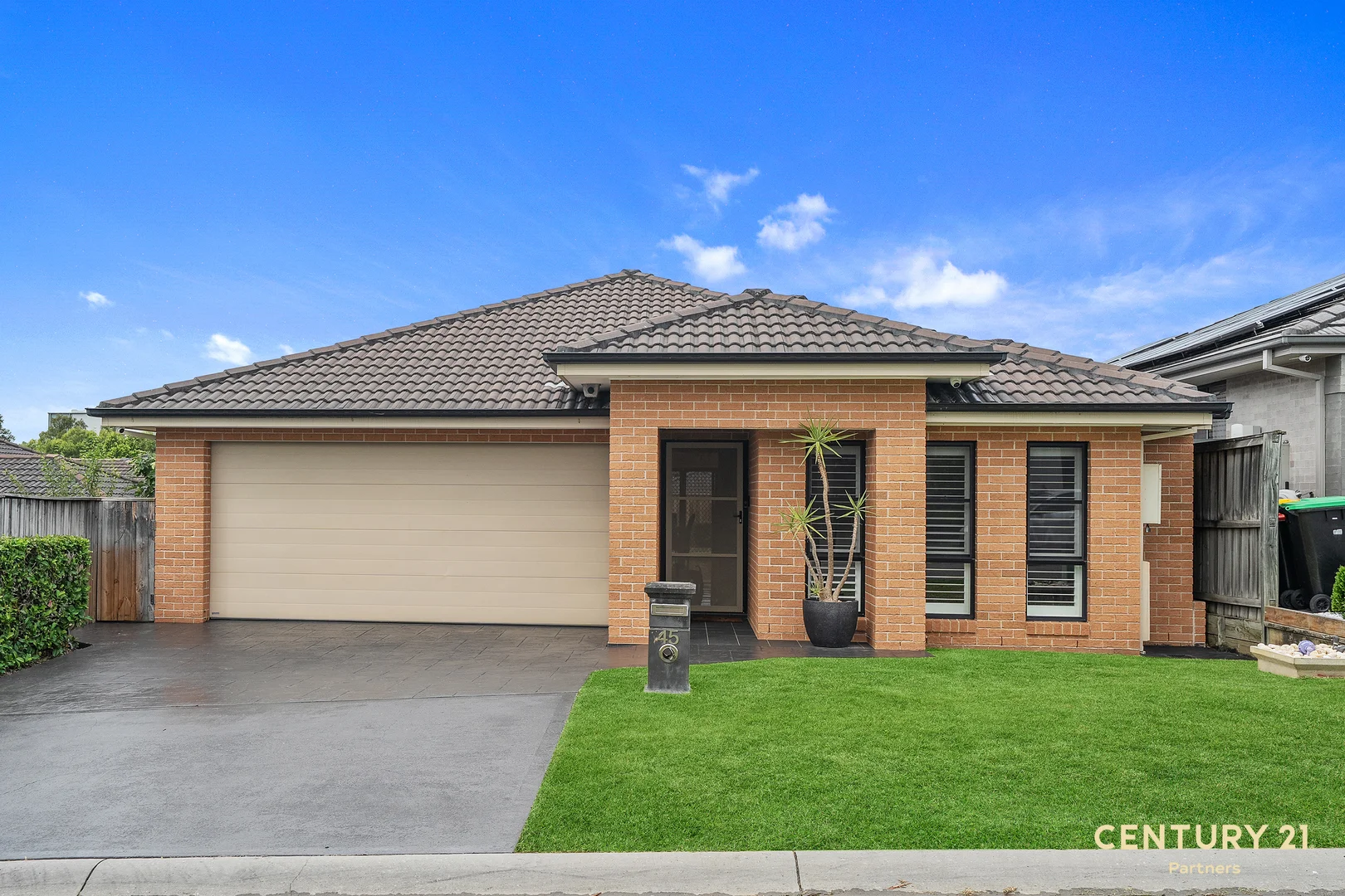 Additional image 2 of 45 Stanley Avenue, Middleton Grange NSW 2171