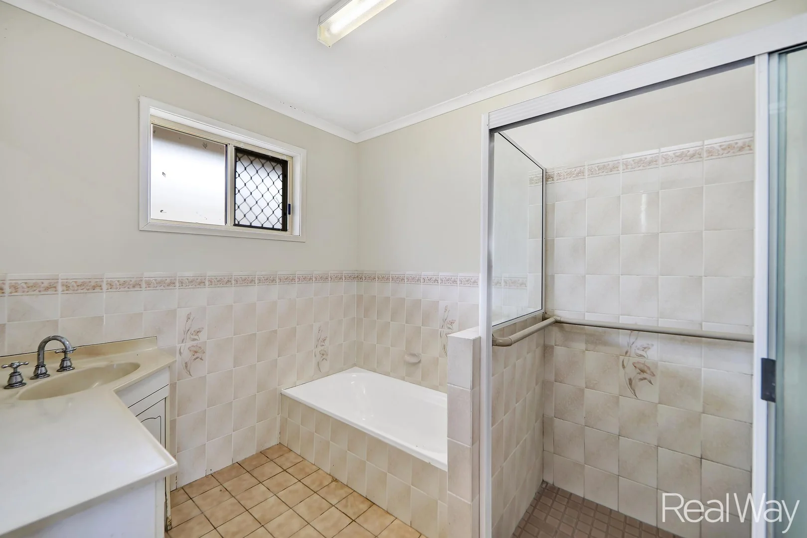 Additional image 14 of 1 Glover Street, Kepnock QLD 4670