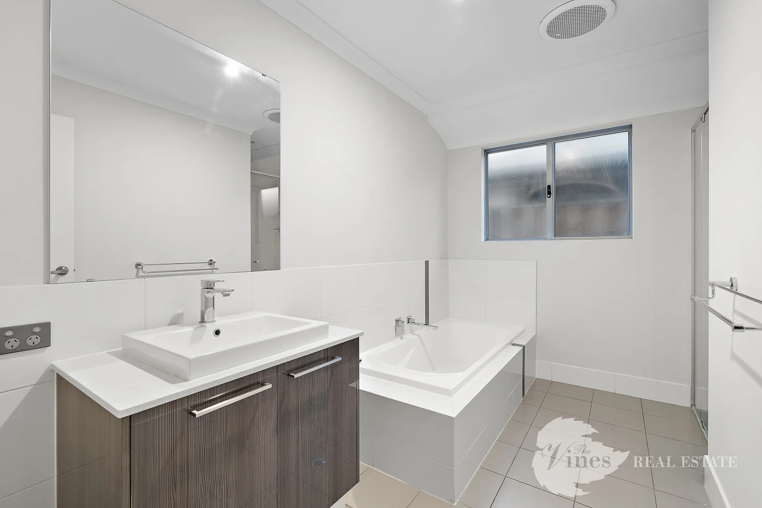 Additional image 12 of 8 Hoffman Cove, The Vines WA 6069