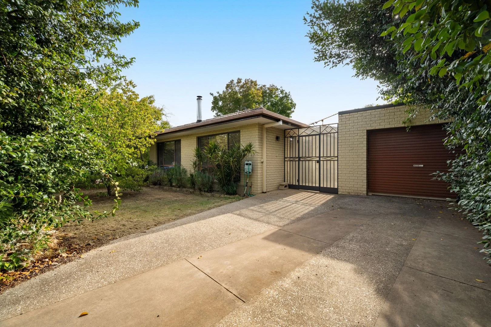 3 Claret Court, Bright VIC 3741