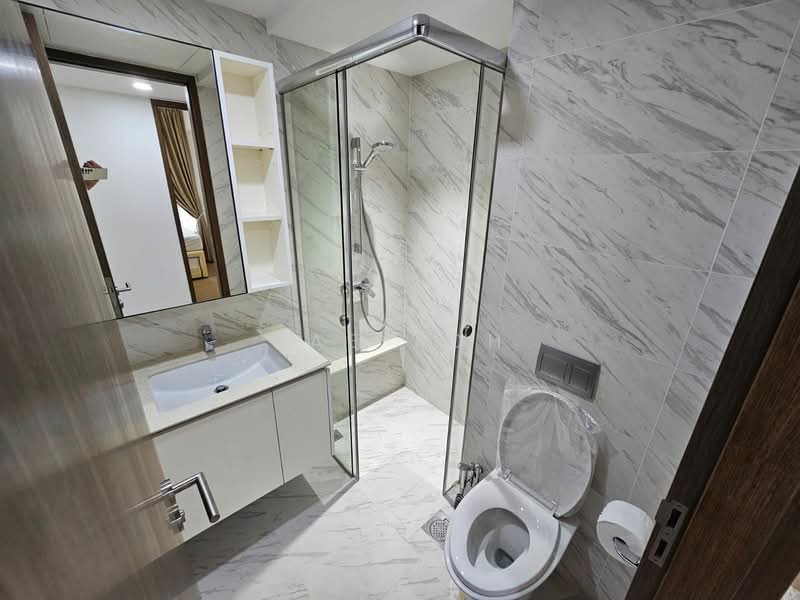 8 Bukit Batok Street 41 photo 5