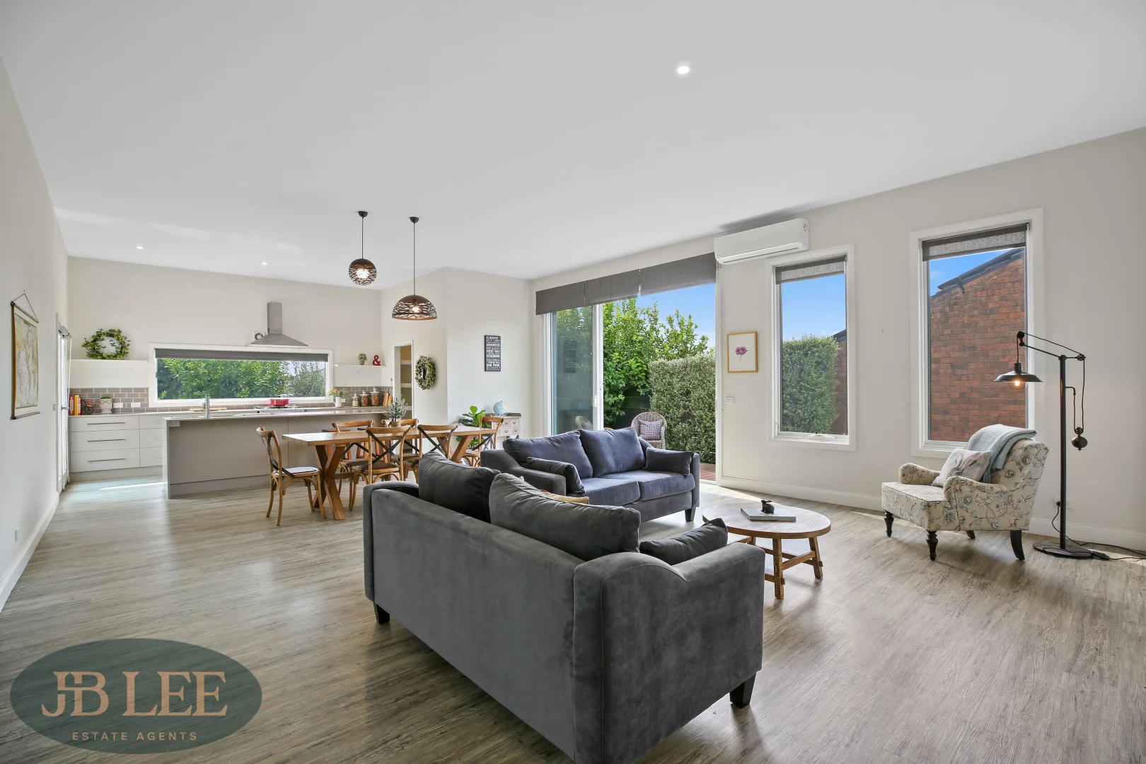Additional image 3 of 12 Hopetoun Road, Drouin VIC 3818