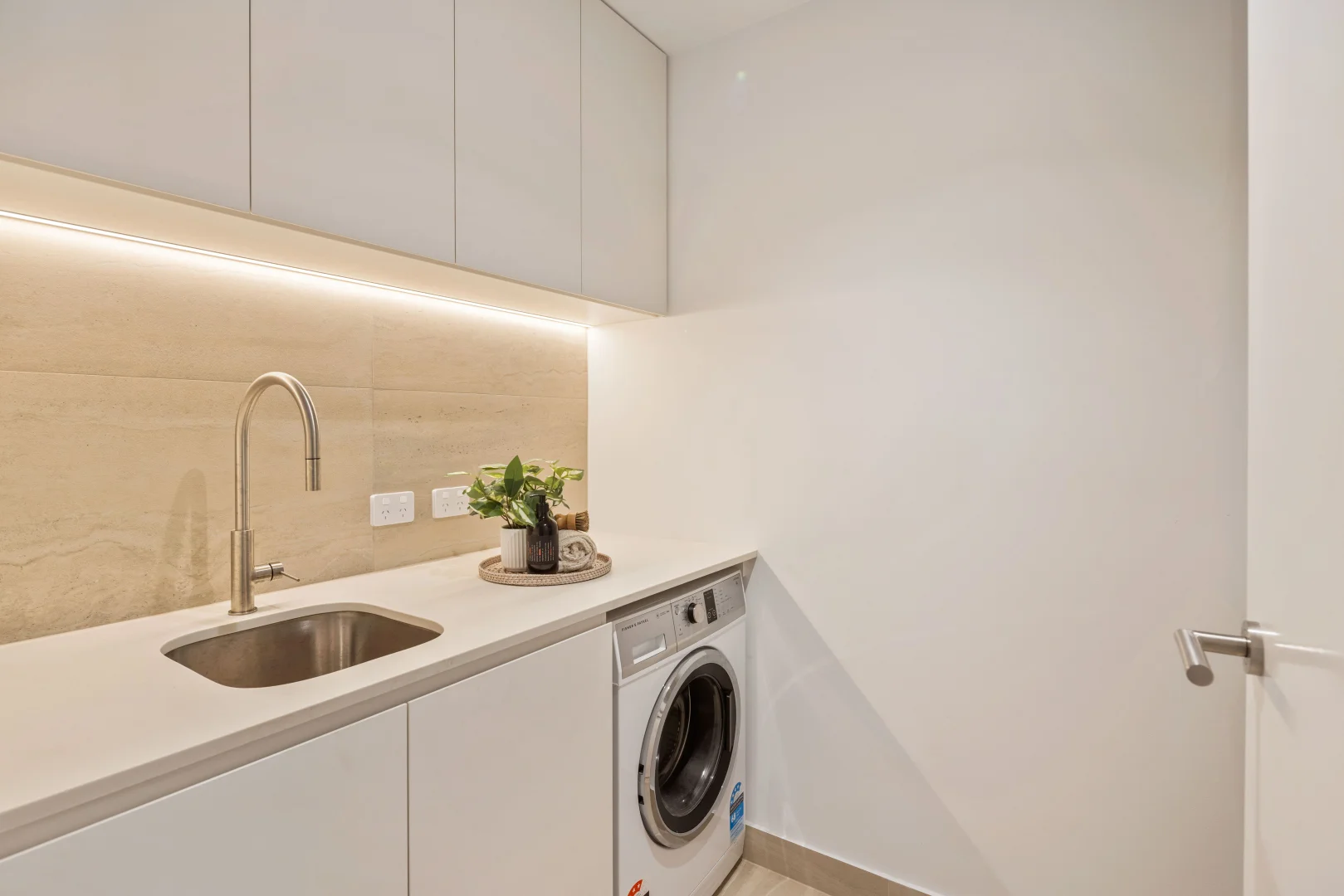 Additional image 20 of 101/154 Marine Parade, Coolangatta QLD 4225