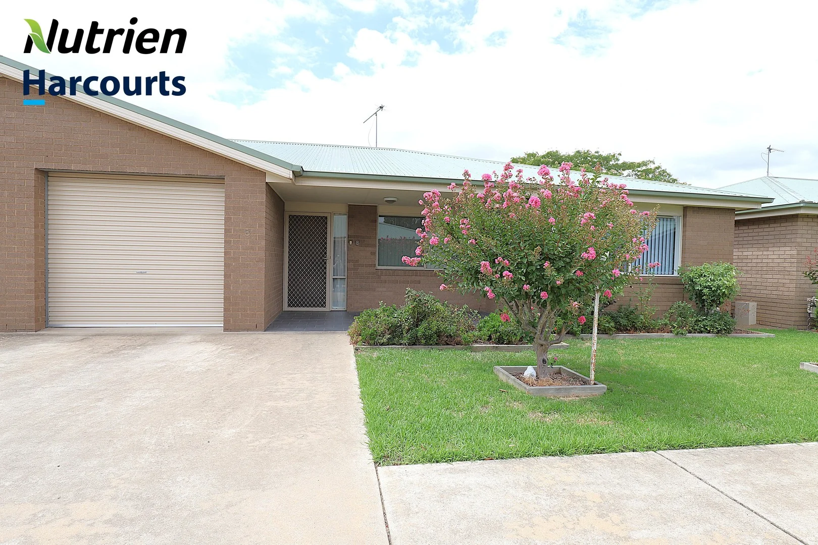 8/8 Short Street, Cootamundra NSW 2590