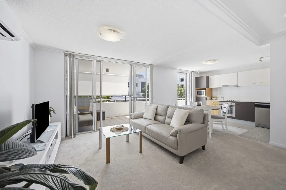 2 Arbour Ave, Robina QLD 4226