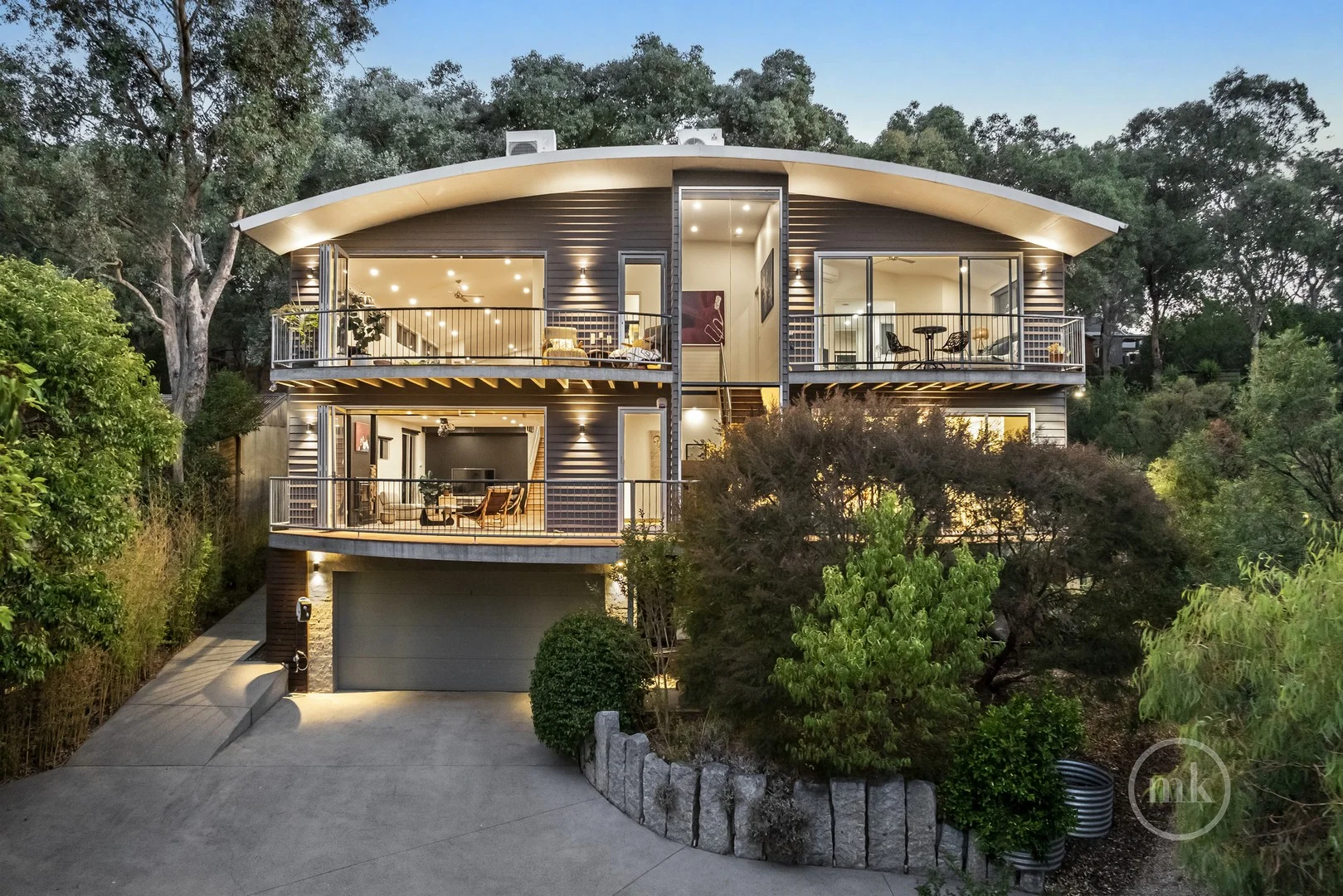 2/40 Banks Road, Eltham North VIC 3095
