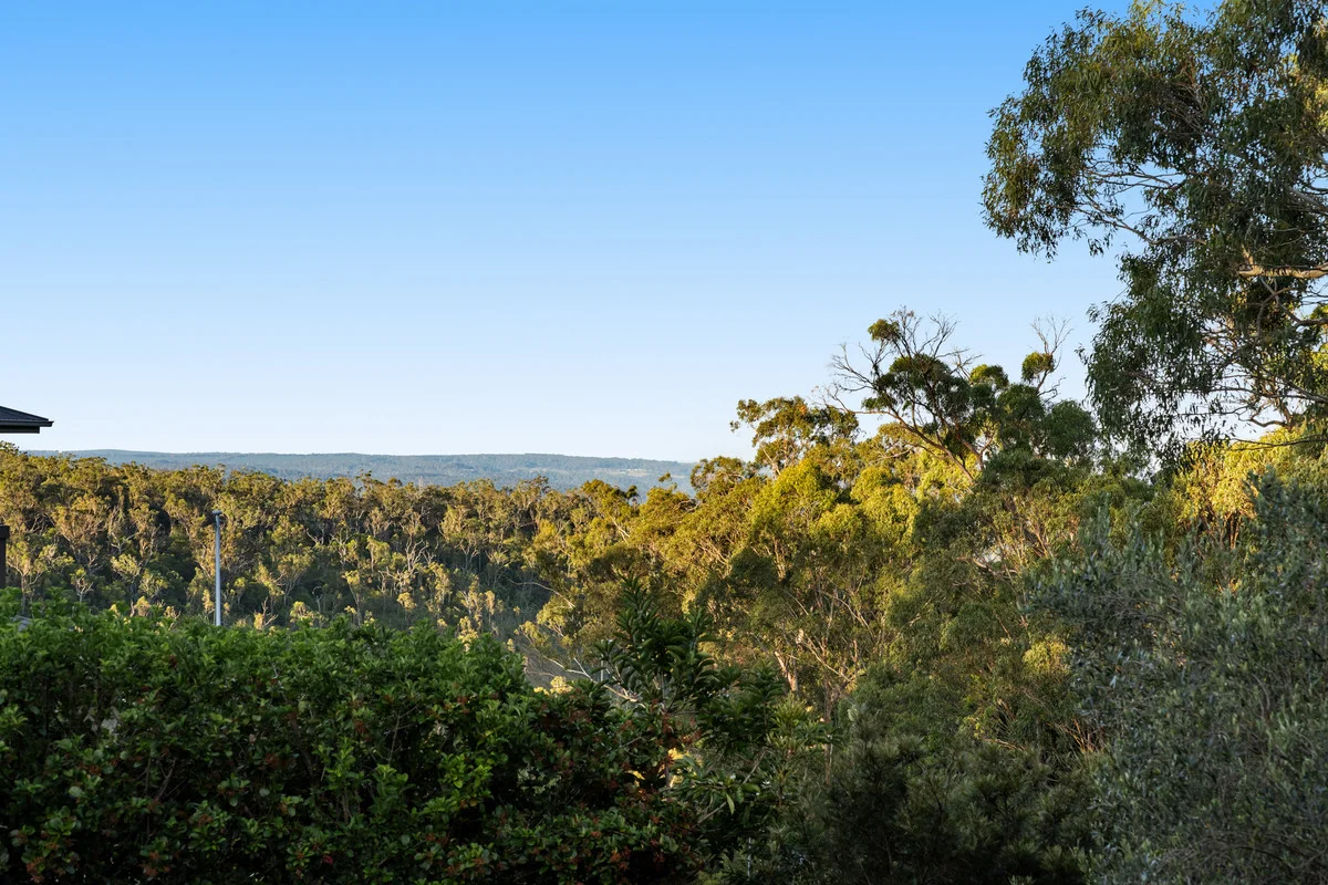 Additional image 3 of 19 Coventry Court, Mount Lofty QLD 4350