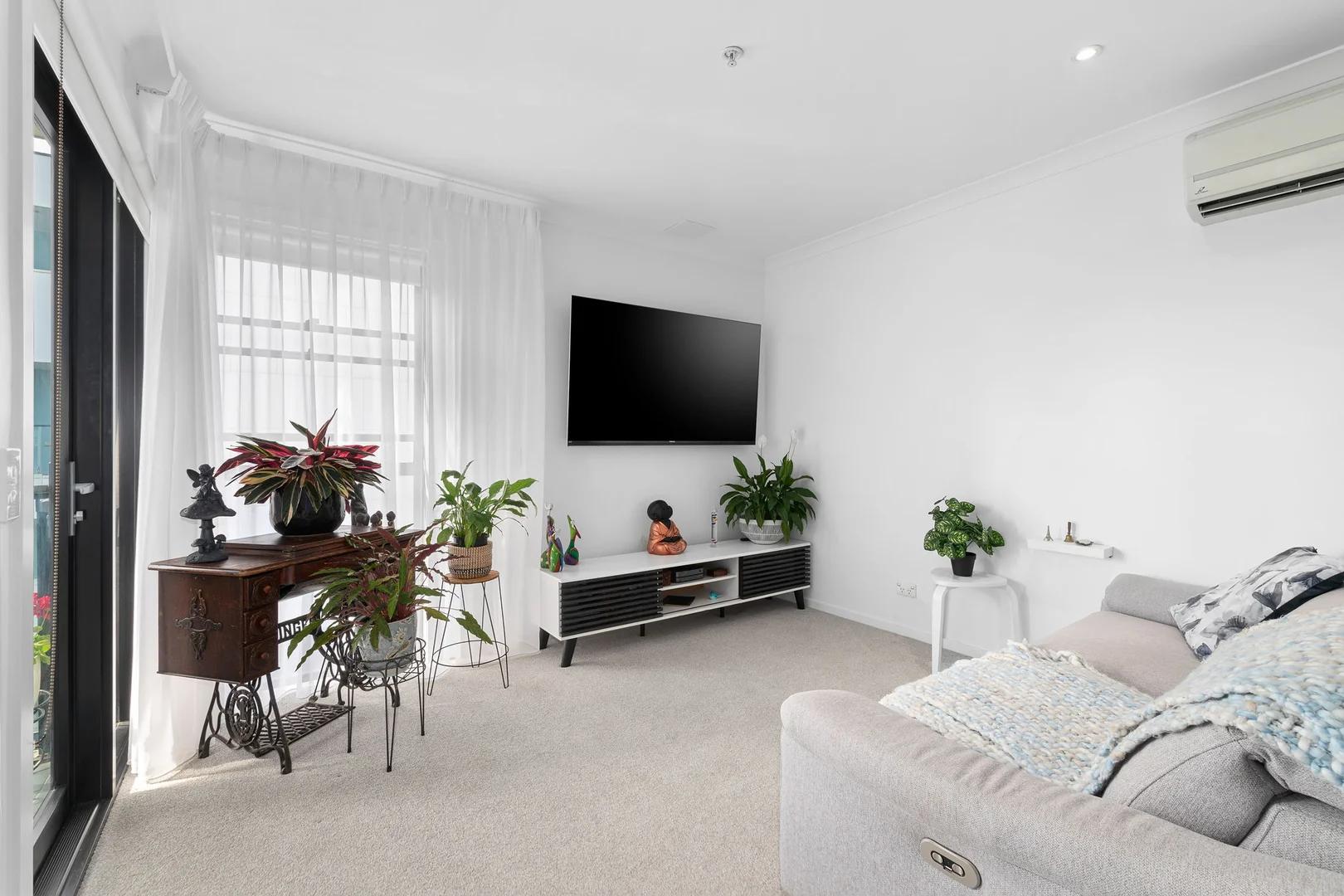 Additional image 4 of 311/40 Bush Boulevard, Mill Park VIC 3082