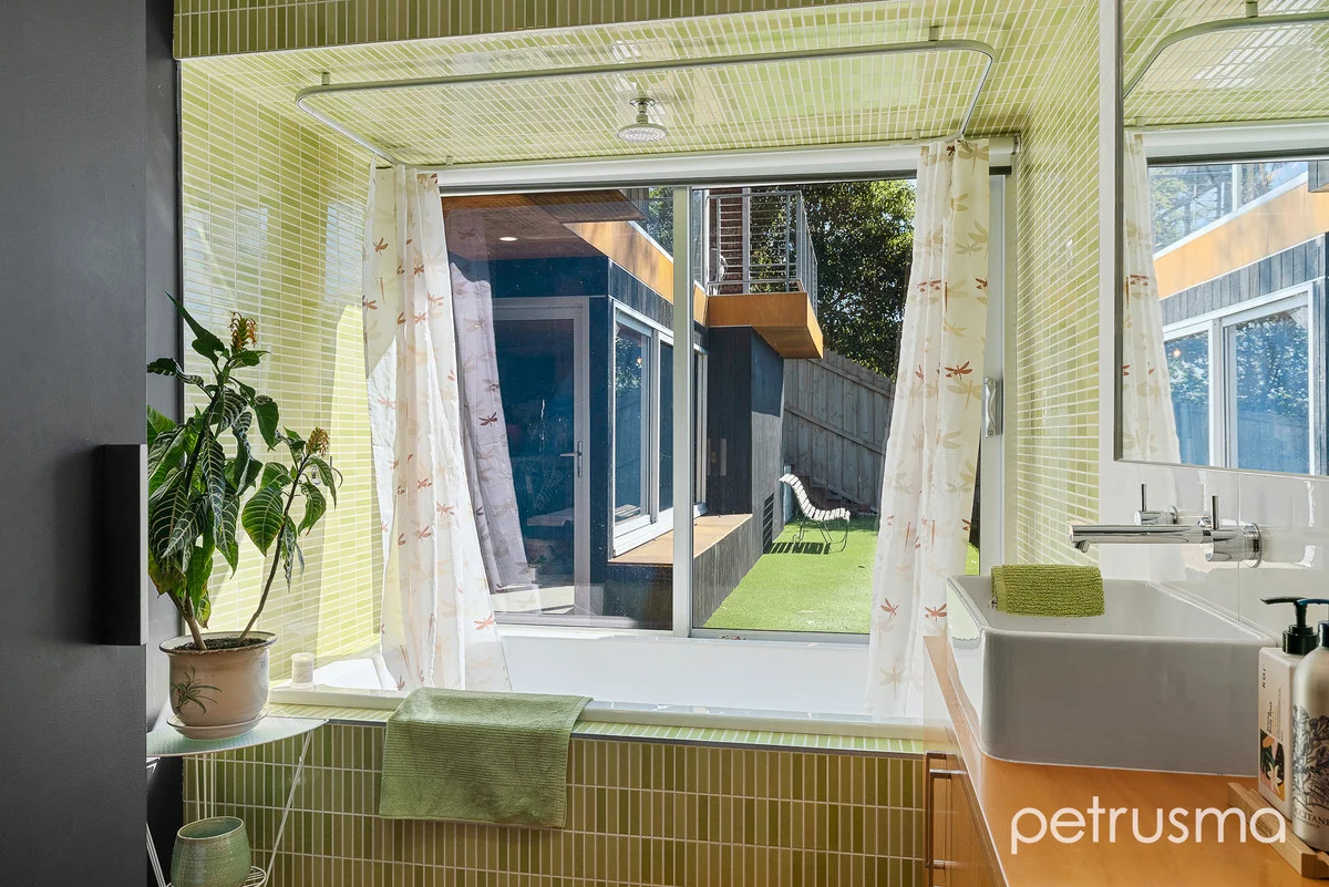 Additional image 23 of 20 Earlwood Court, Taroona TAS 7053