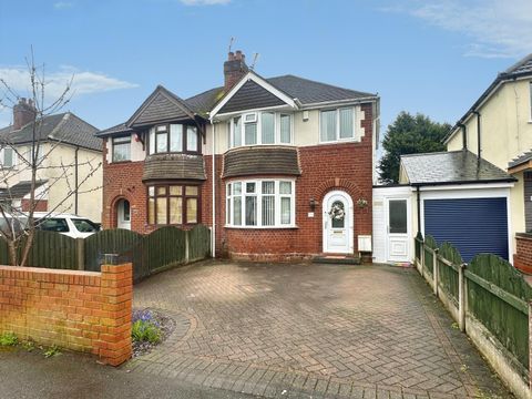 Poplar Avenue, Wolverhampton WV11