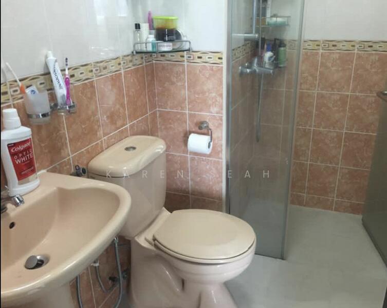 461 Clementi Avenue 3 photo 4