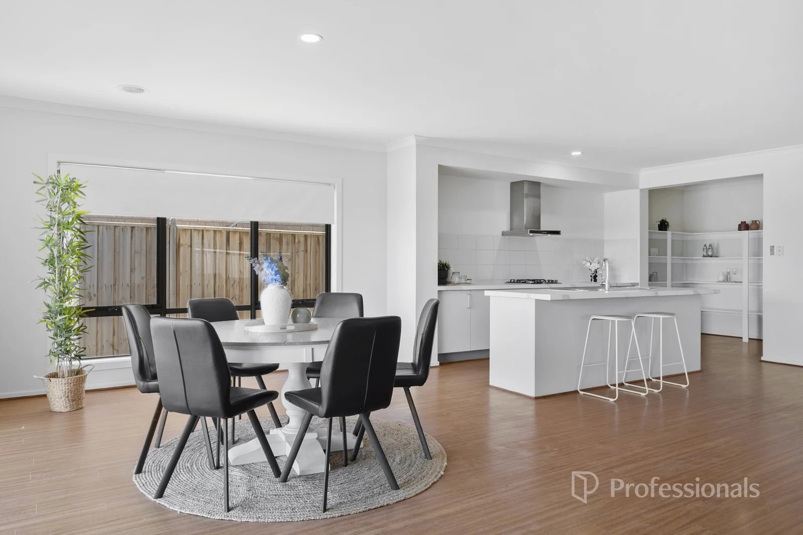 Additional image 9 of 246 Sanctuary Lakes South Boulevard, Point Cook VIC 3030