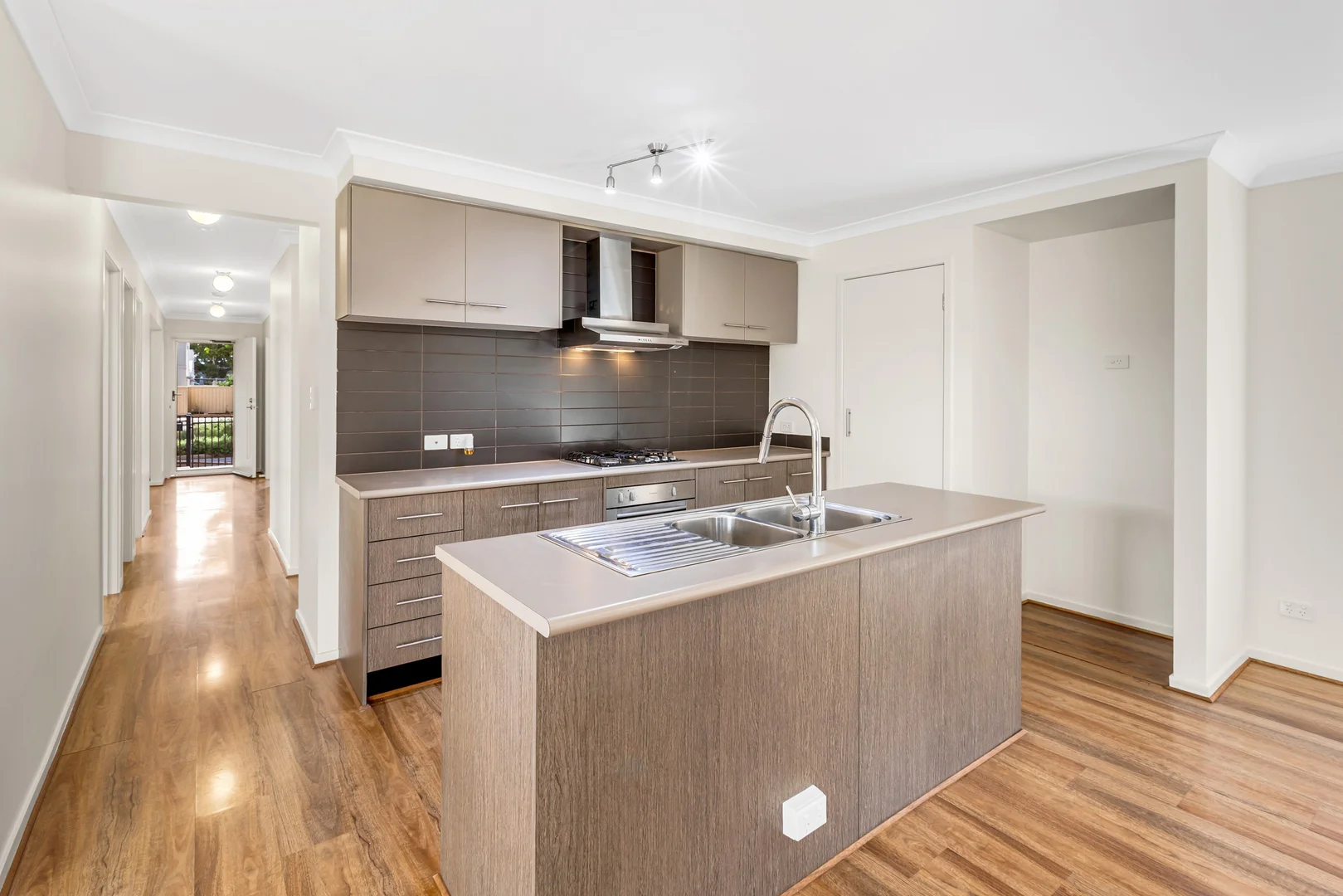 Additional image 5 of 166 Newton Boulevard, Munno Para SA 5115
