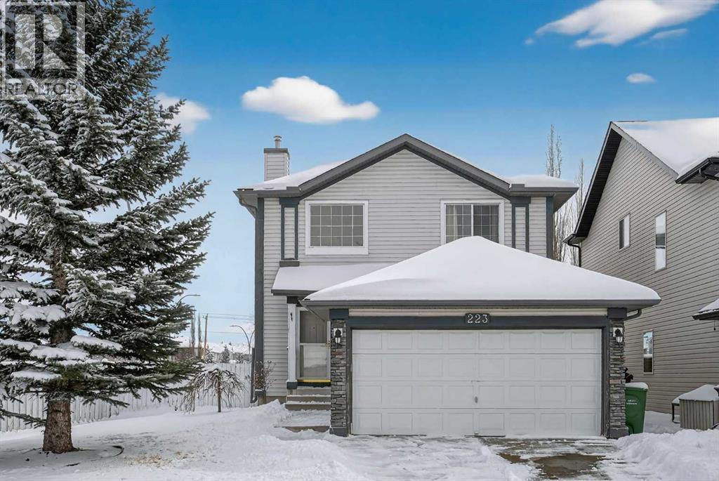 223 Citadel Meadow Close NW