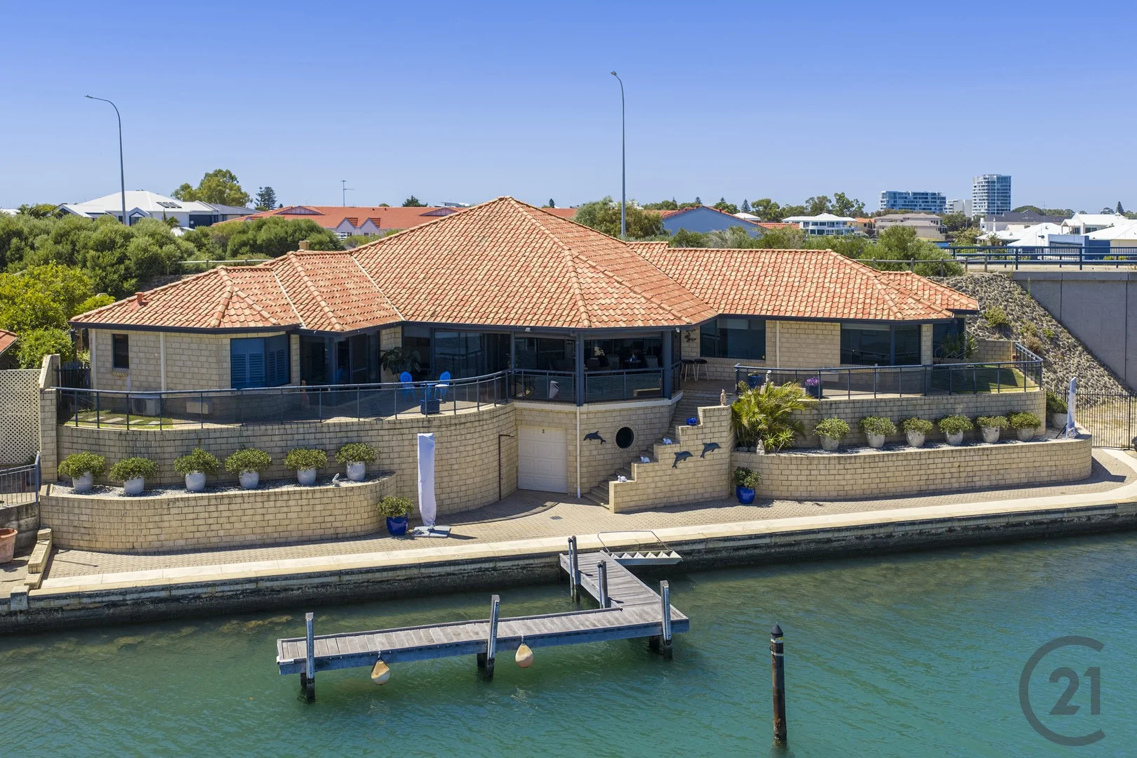 30 Eunamara Retreat, Halls Head WA 6210