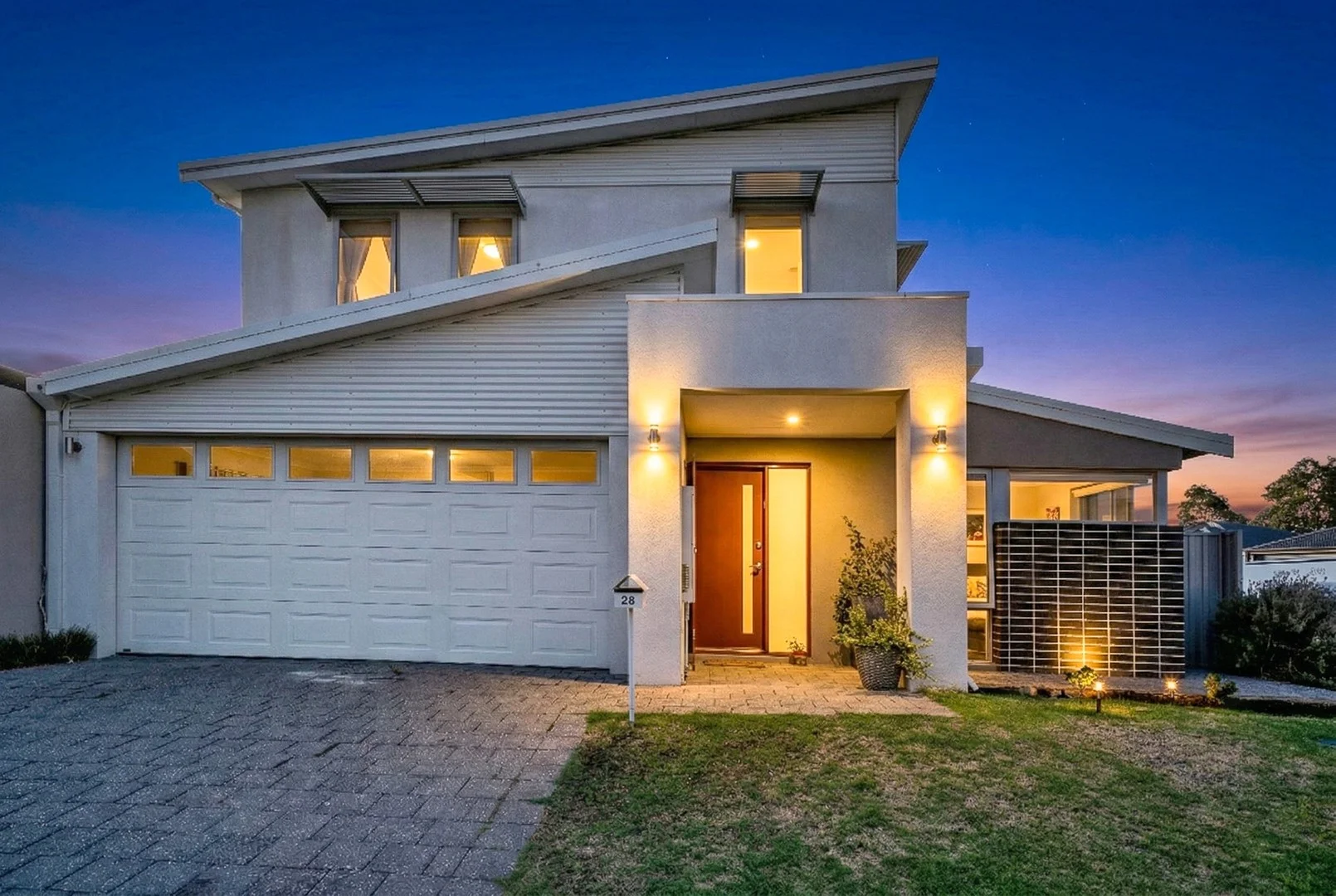 28 Plunkett Turn, Canning Vale WA 6155