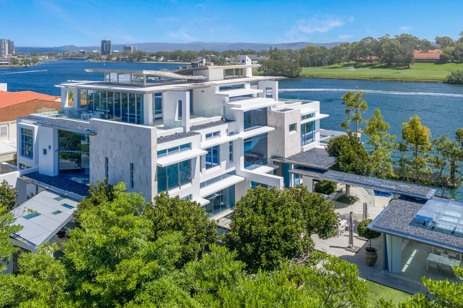 Additional image 7 of 141-143 Commodore Drive, Paradise Waters QLD 4217