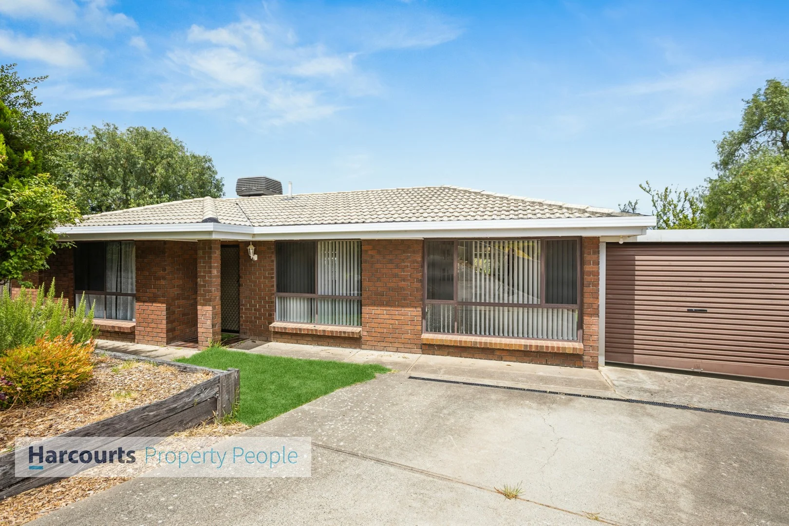 11 Cornwall Court, Woodcroft SA 5162