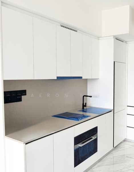 173 Chin Swee Road photo 2