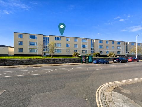 St. Nazaire Close, Devonport PL1