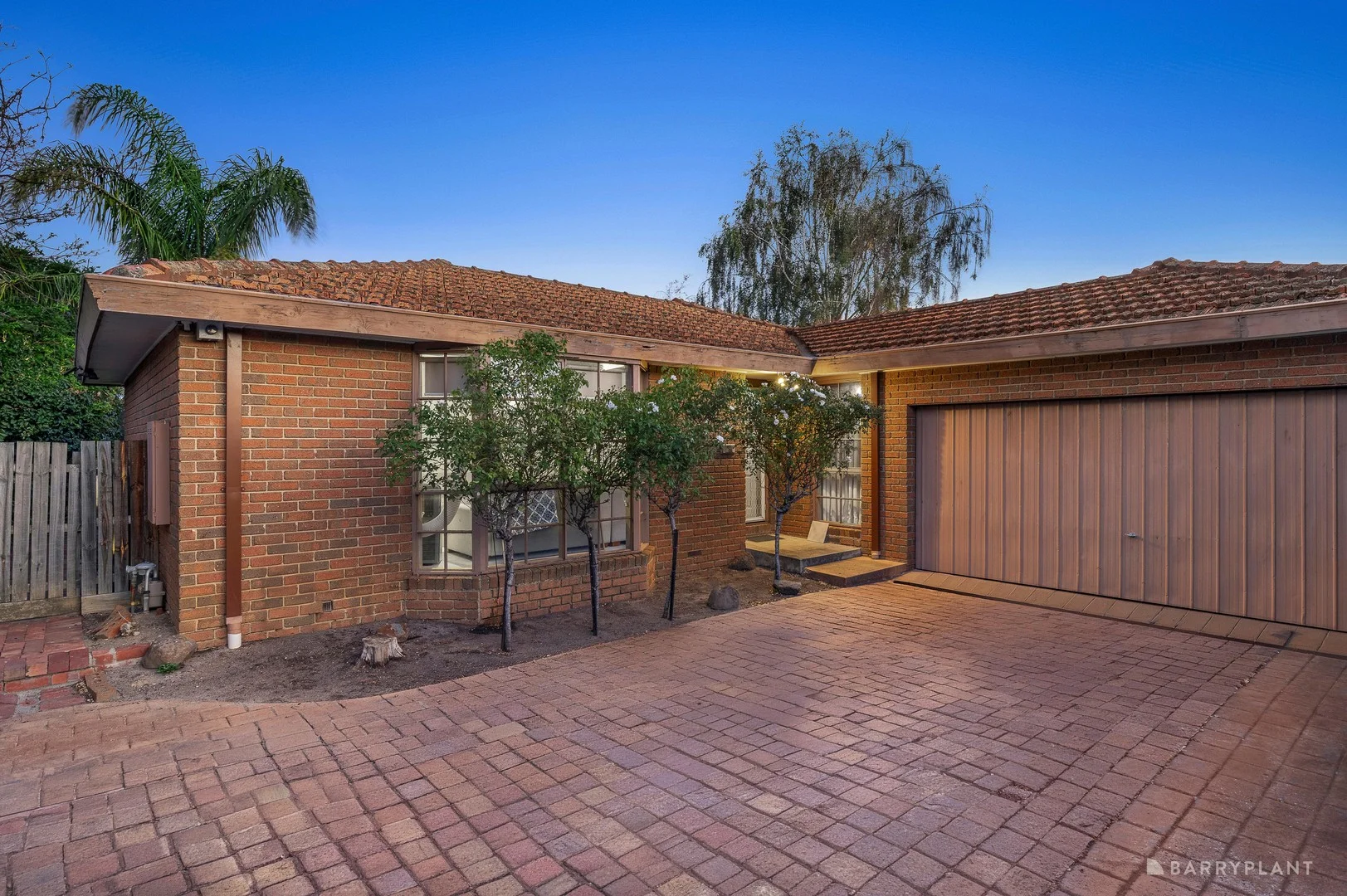2/5 Blanche Court, Doncaster East VIC 3109
