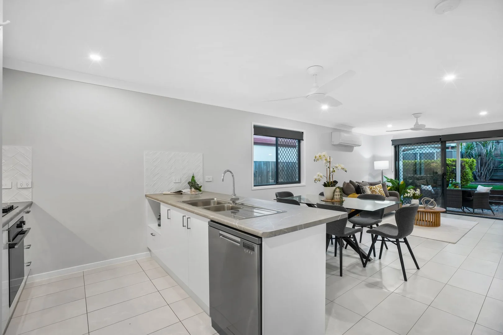 Additional image 2 of 18 Moonbeam Street, Springfield Lakes QLD 4300