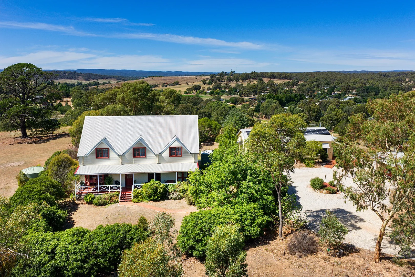 16 Franzi Street, Guildford VIC 3451