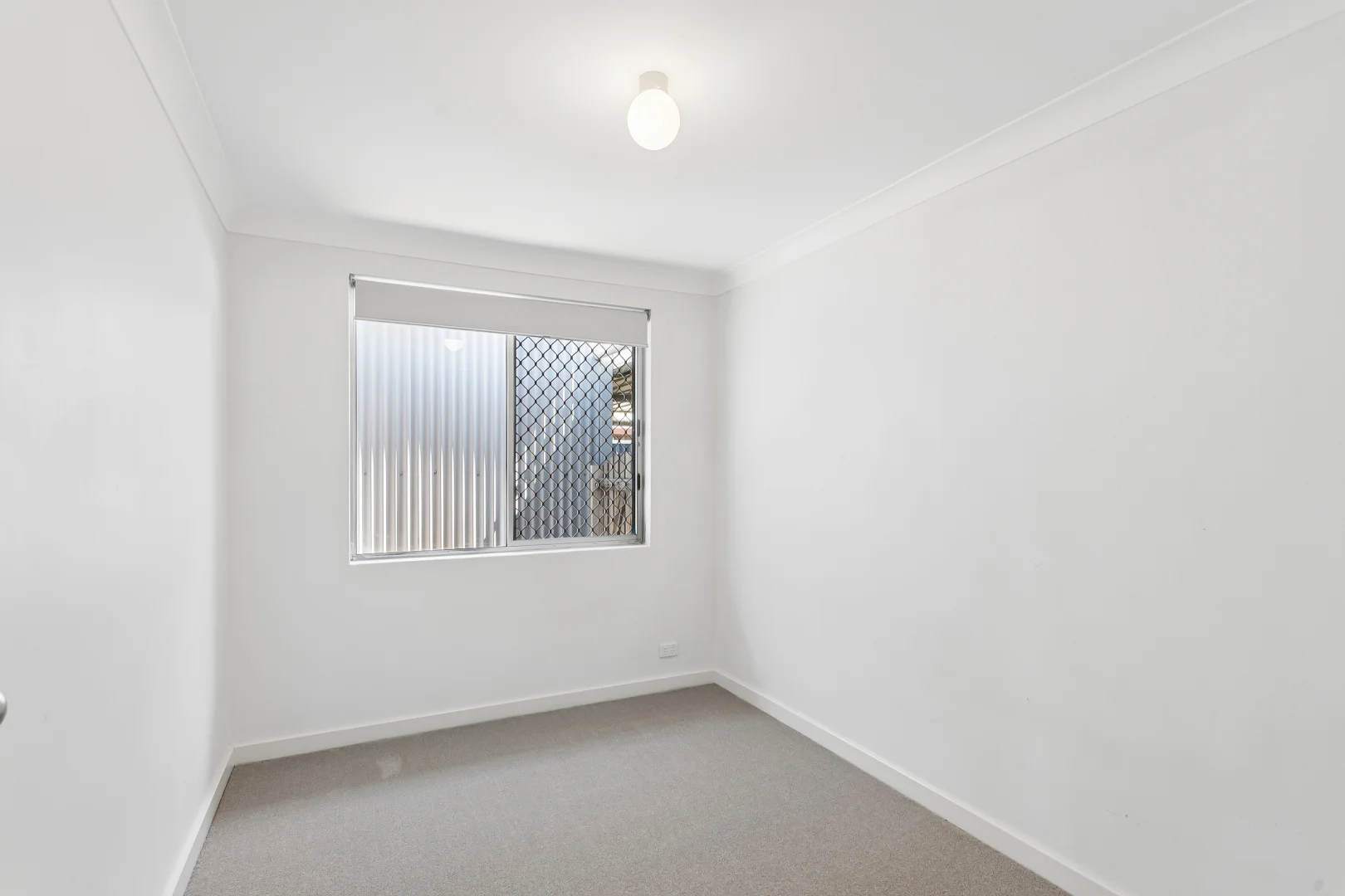 Additional image 16 of 52 Shillington Way, Thornlie WA 6108