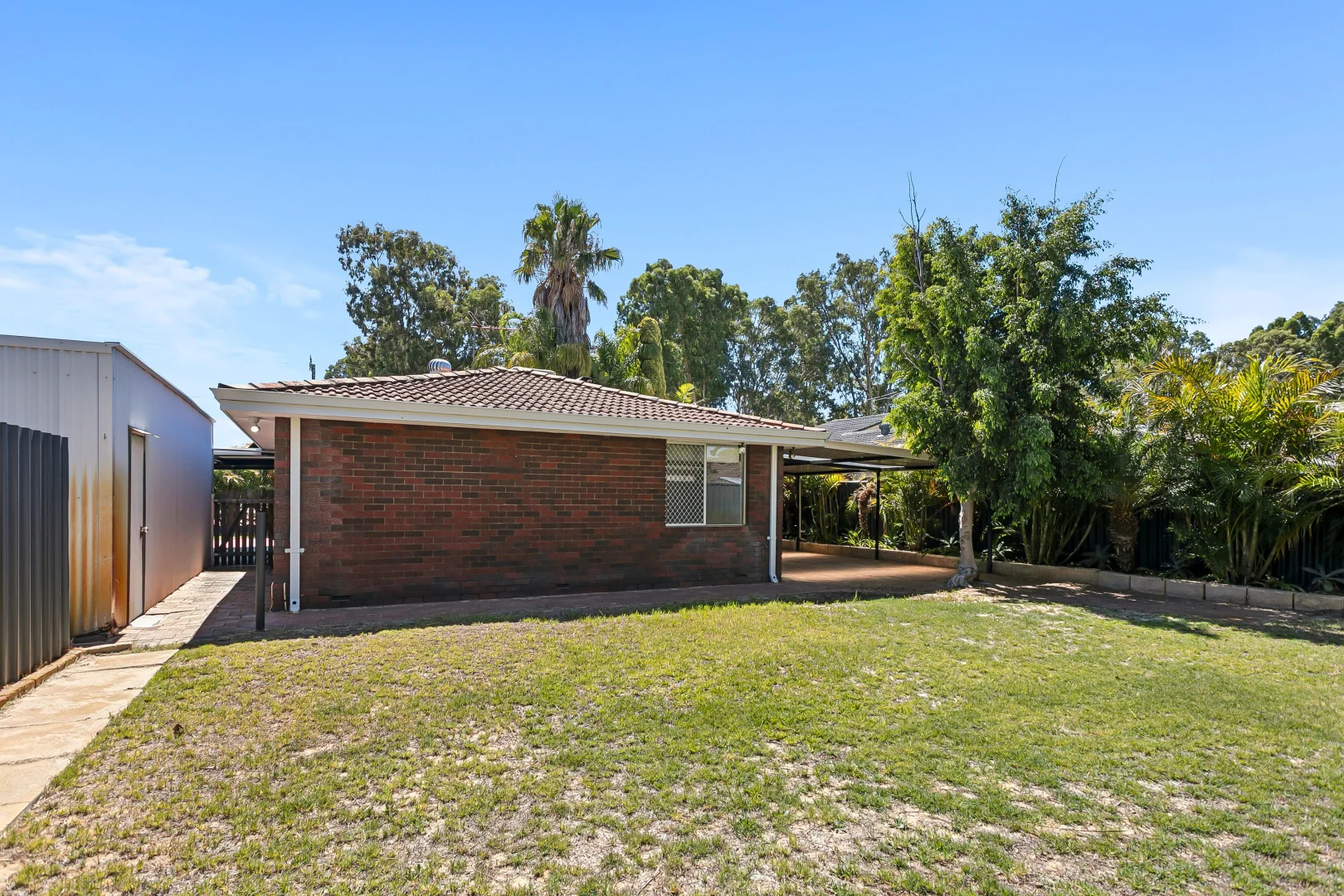 Additional image 23 of 52 Shillington Way, Thornlie WA 6108