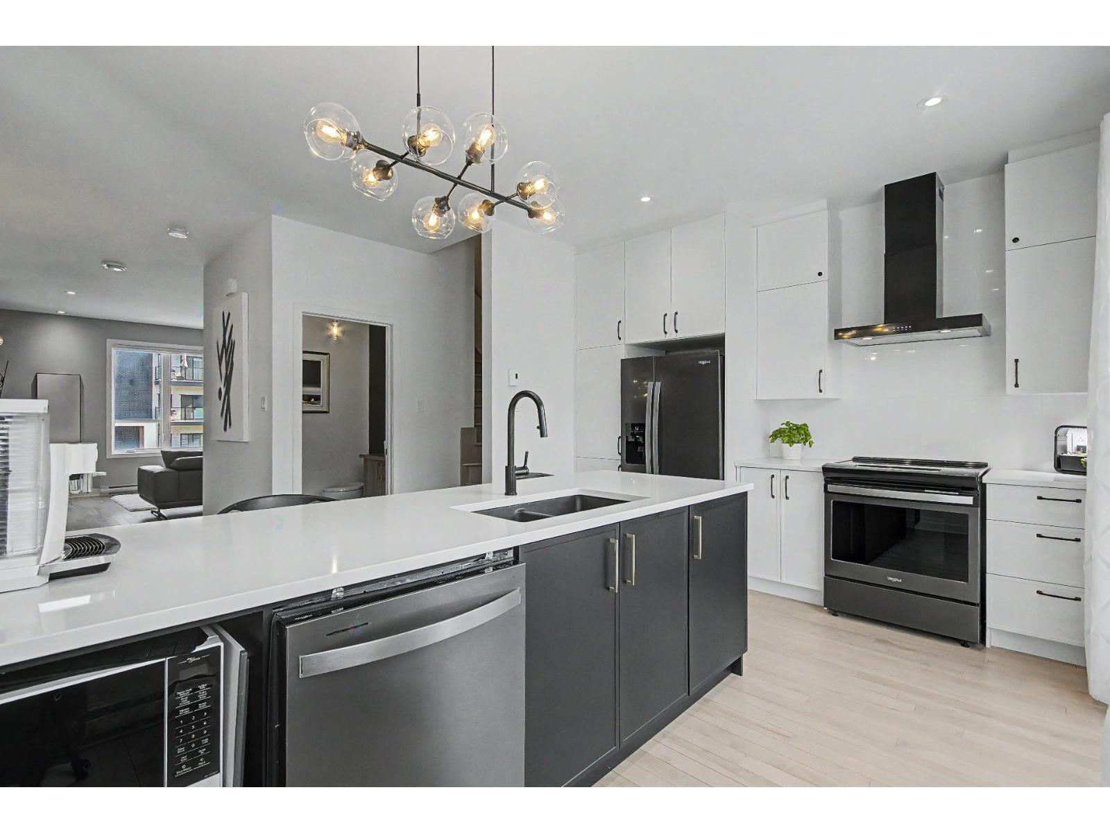 249 Rg St-Régis S.