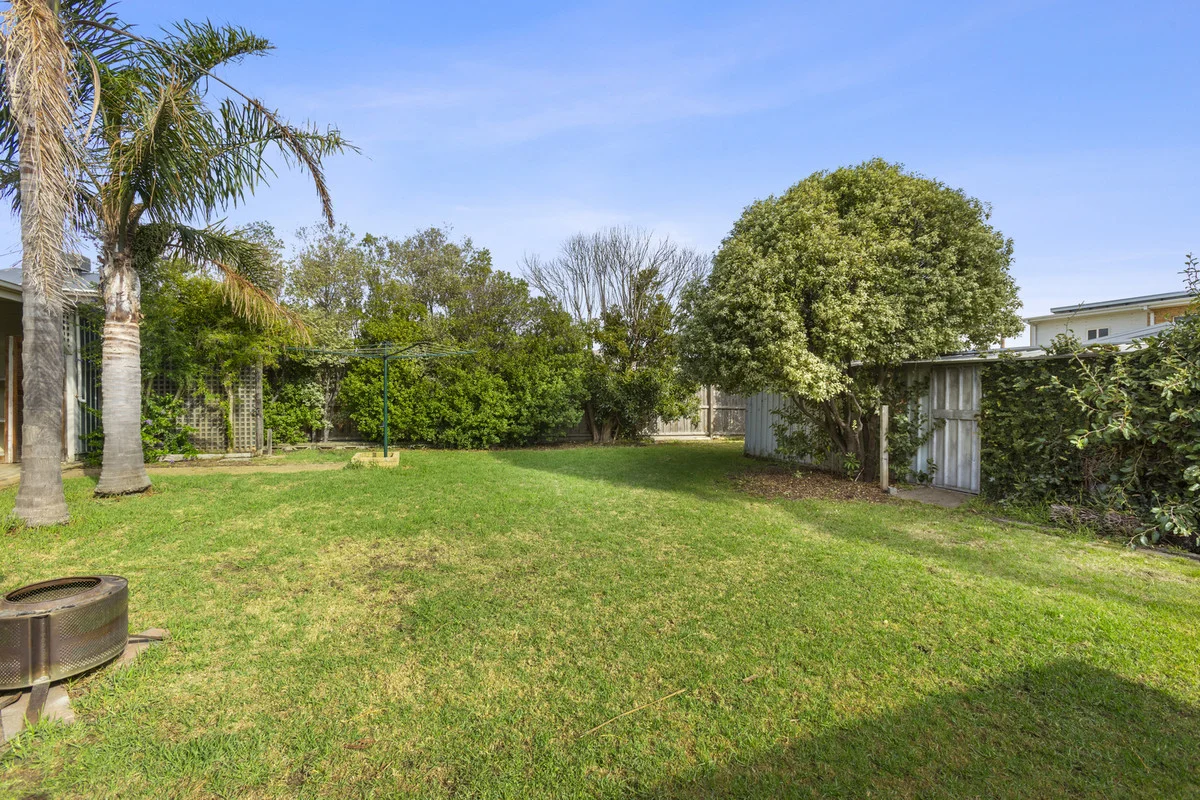 24 Gilbert Street, St Leonards VIC 3223 photo 3