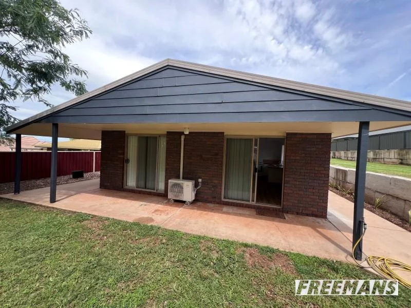 27 Nolan Drive, Kingaroy QLD 4610 photo 2